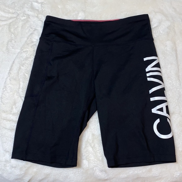 3 PC CALVIN KLEIN SET Quater Sleeve Top + Hoodie + Logo Shorts MEDIUM - Picture 3 of 16